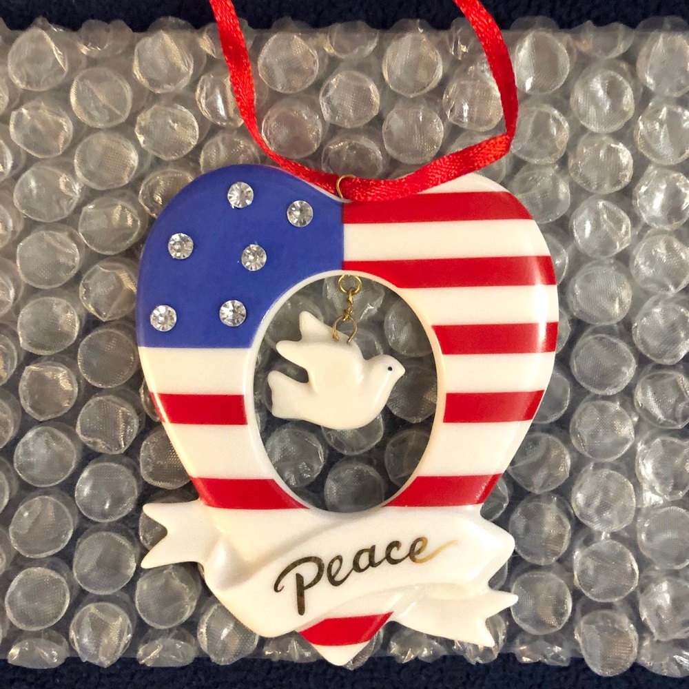 AVON STARS AND STRIPES PEACE ORNAMENT